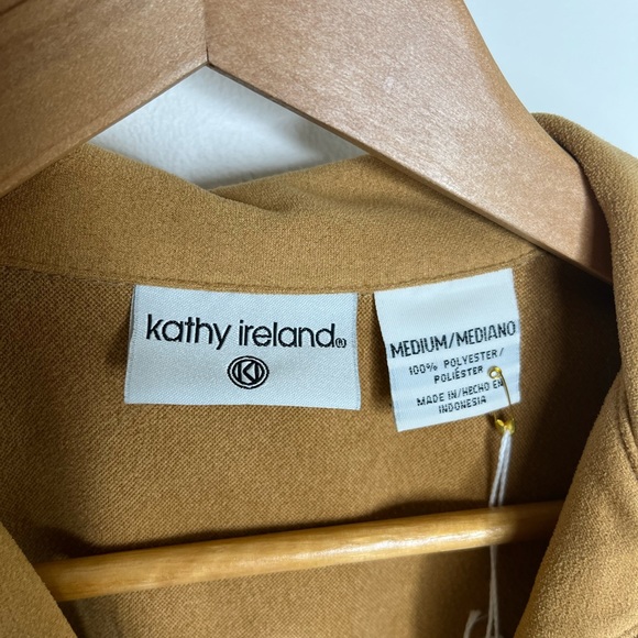 Vintage Kathy Ireland Blouse - Picture 3 of 3